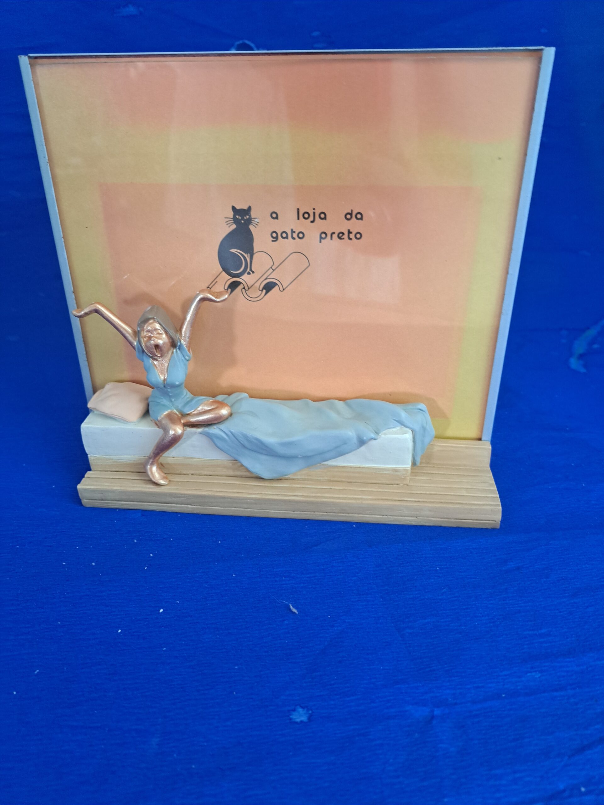 Moldura da Loja do Gato Preto